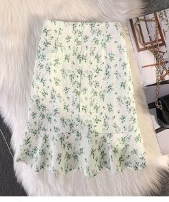 Alternative view of 2024 Little Green Flower Dress